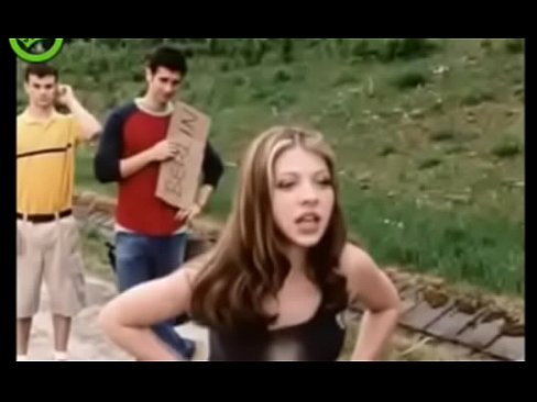 Streets Of Hot Chicks  , Chicks Got Flashed