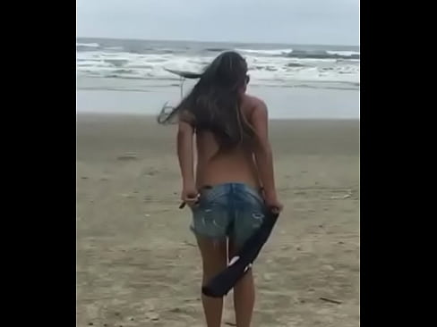 boomerang da novinha na praia