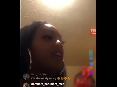 teen ebony lesbians squirt