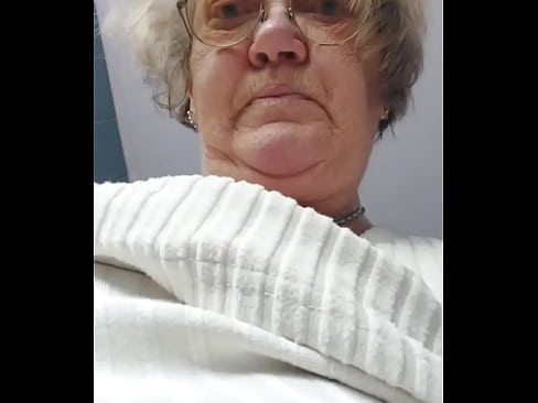 Granny hairy pussy pees