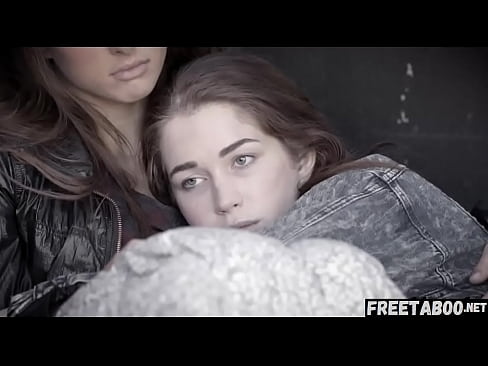 Homeless Teens Gia Derza And Evelyn Claire