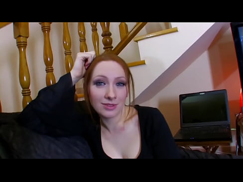 Hot young redhead in an anal threesome
