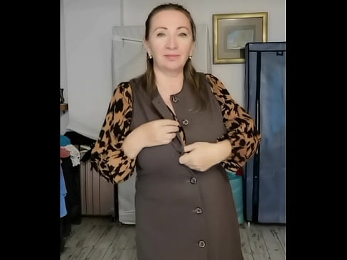 MariaOld wearing dress without bra