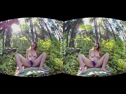 Yanks VR presents amateur goddess Sosha Belle enjoying penetration when she masturbates to orgasm outdoors