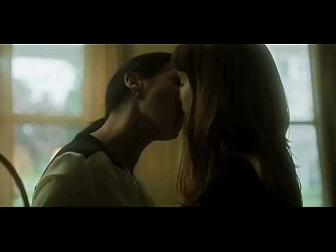 Catherine Zeta-Jones, Rooney Mara in Side Effects (2013)