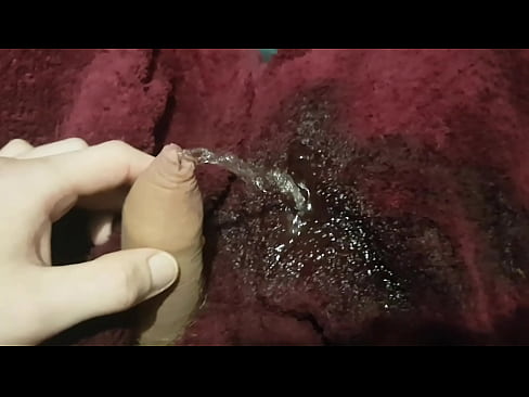 Uncut soft cock selfpiss
