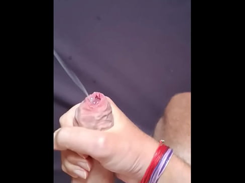 Huge cumshot with 14 spurts