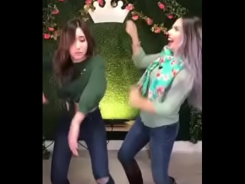 Lindas nenas hacen sexys baile