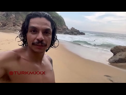 ORGYMX una orgia deliciosa de las vergas y culos de @TURKMXXX, el pecho peludo de macho de @dimefierro; el pito delicioso de @piemike01; el cachondo culo de @vic twink, la cola golosa de @sebaxxx ok ; la pinga caliente de @rostorart. leche latina caliente