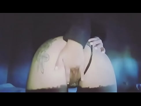 Mi culo y mi tatuaje es todo lo que esta bien