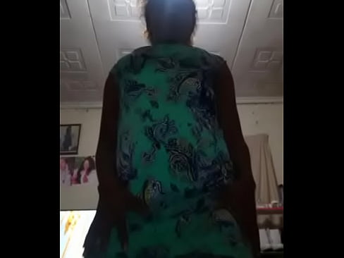 Kenyan sexy booty twerk