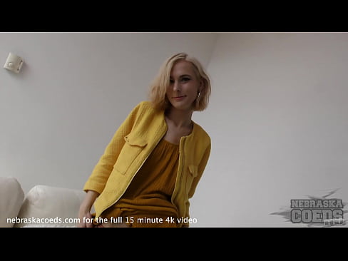 aesthetic blonde synthwave girl doing first time video