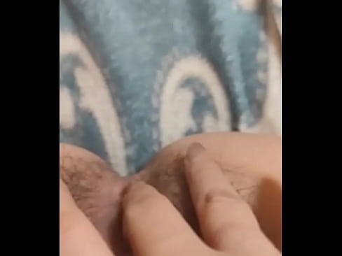 淫水横流渴望大屌安慰