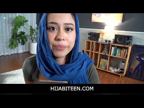 Muslim Stepsis Keeps Her Hijab On While Fucking Step Bro - Dania Vega