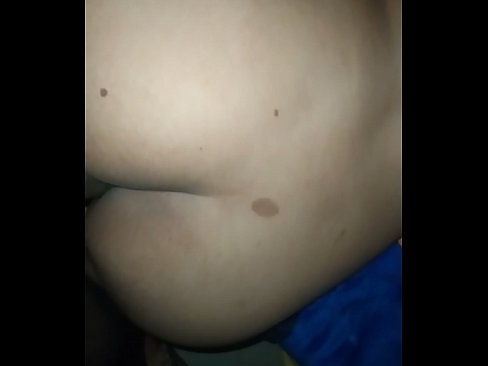 follando a mi vecina mientras el esposo no esta