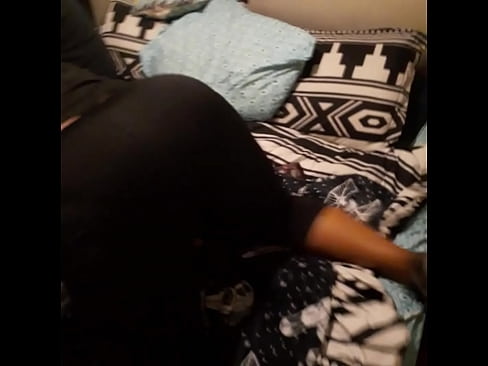 Ebony bbw bouncing that ass