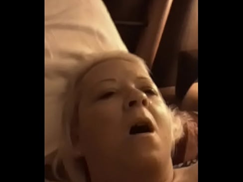 Cheryl hot Milf having an orgasm on dildo