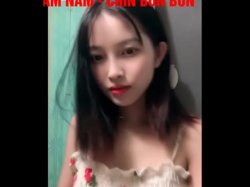 Vợ mình khoe anh em xem thủ dâm bắn mặt đi anh em
