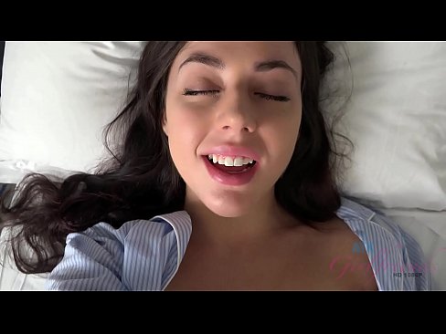 Whitney Wright takes a hard pounding to her asshole then cumshot facial