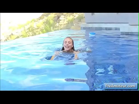 Naughty teenager hot young cutie enjoy rubbing her cunt and finger fuck her wet butt in her outdoor pool