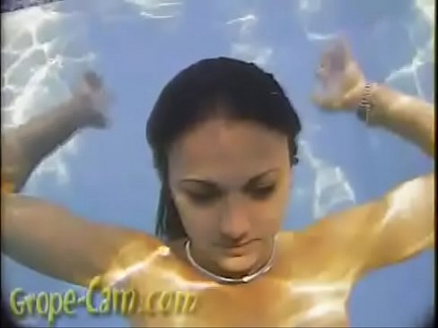 Sexy Brunette Underwater!!!