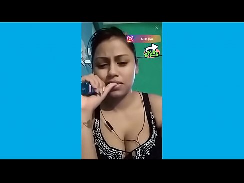 Desi Miss Jiya Miss Bebo FB Prachi Sharma in Bigo Live