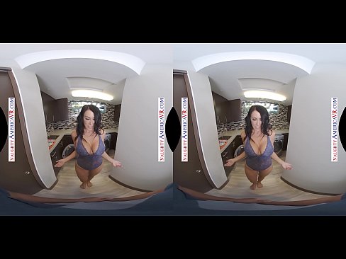 Reagan Foxx has sex with you in VR