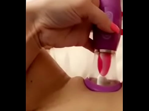 Clit licker