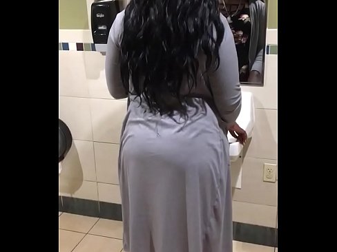 Naejae and Skarface fuck in mall restroom different angle