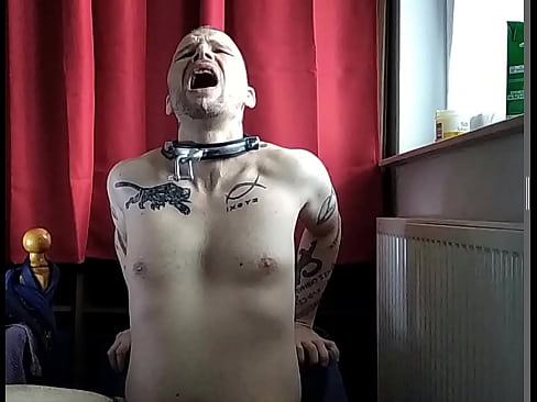 Young Cam Whore Taking Enemas On Webcm