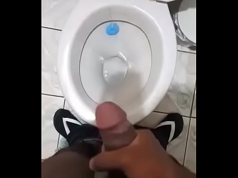 Jerking off gozando gostoso