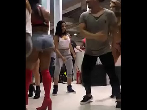 Gracyanne no Palco do Arnold Classic South America(2018)