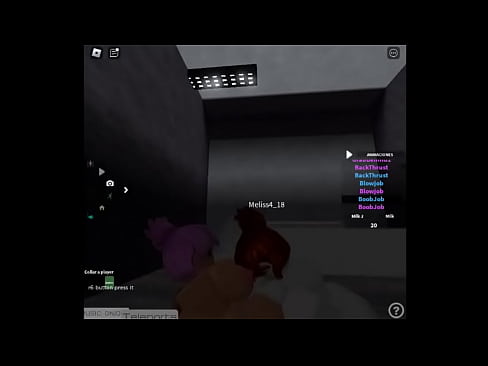 Follo a mi amiga en Roblox siendo una Futanari