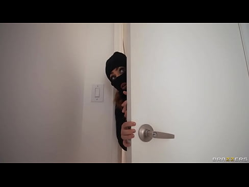 Ski Mask Slut / Brazzers/ Enter XVPROMO