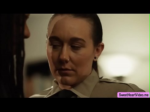 Sinn Sage let her jailmate Girlfriend Kira Noir licks her pussy