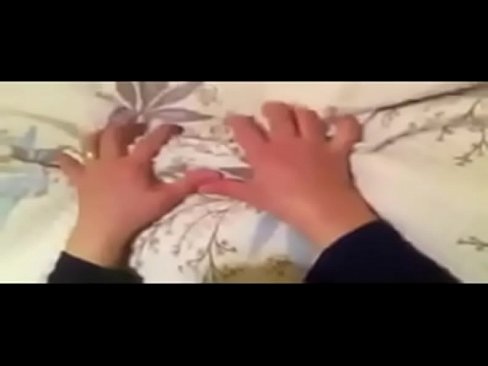 بتدخل الحمام تاخد ar