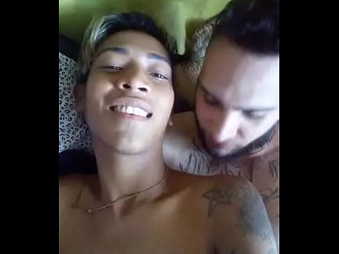 namorados seduzindo
