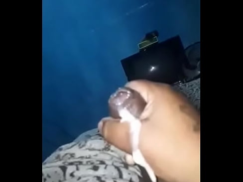 Punheta gostosa que eu bati em casa