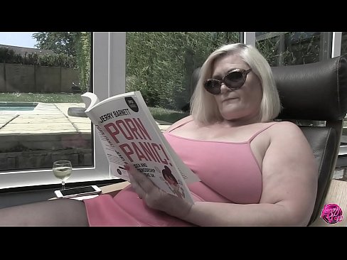 Granny Lacey Starr Blows and Tittyfucks the Poolboy
