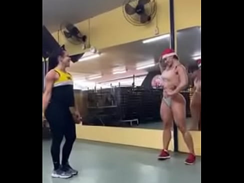 Horny Fitness Model m. Striptease In Gym