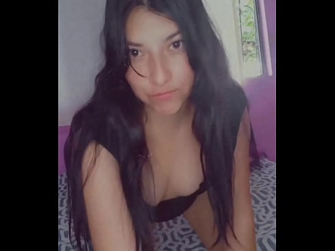 TE GUSTA COMO ME TOCO Y BAILO BIEN RICO PARA TI