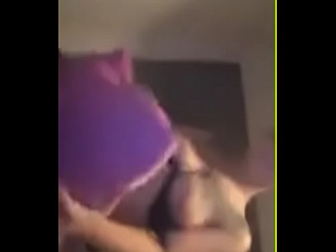 turkish slut muenevver periscope stream part 2