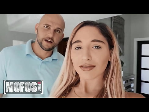 MOFOS - Abella Danger, JMac - Breaking Danger