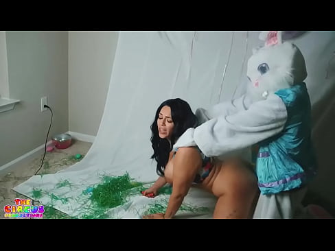 Gibby the clown fucks Mandimayxxx hard asf in a Easter Bunny costume