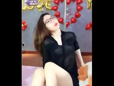 uplive sexy girl vếu to nhảy gợi cảm