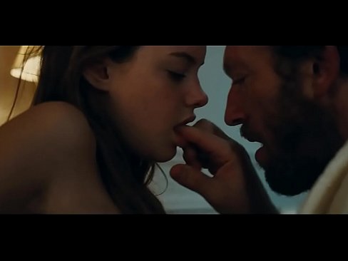 Our Day Will Come (Notre Jour Viendra  2010) - Camille Rowe