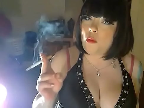 UK BBW Domme Smokes A Cigarette In Red Stiletto Shoes