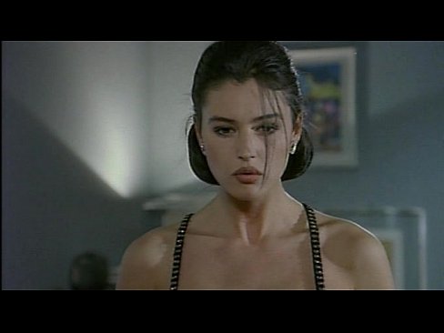 Monica Belluci (Italian actress) in La riffa (1991)