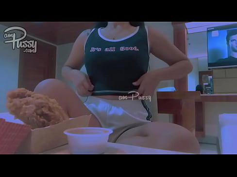 Asian amateur girl is eating food naked