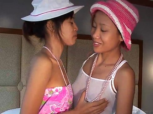 innocent thai cutey saori 18 gets fingered thaigirltiacom